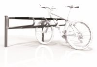 Riel con carriles de enganche para 4 bicicletas